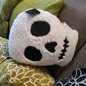 Cynthia Rowley Sherpa Skeleton Skull Throw Pillow 15x18 NWT